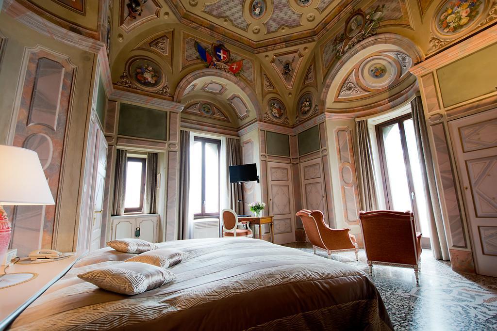 Romantik Hotel Castello Seeschloss 아스꼬나 객실 사진