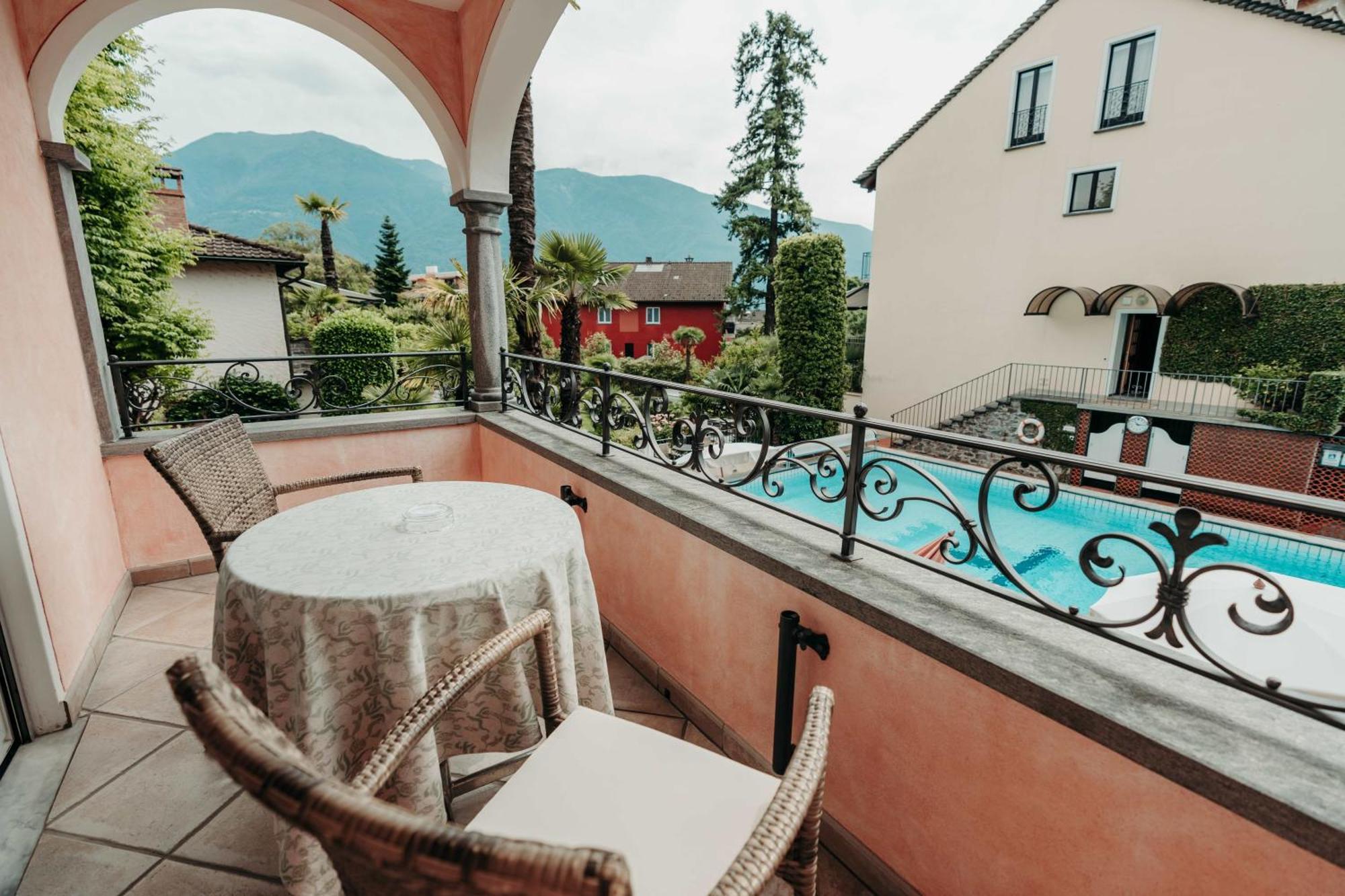 Romantik Hotel Castello Seeschloss 아스꼬나 외부 사진