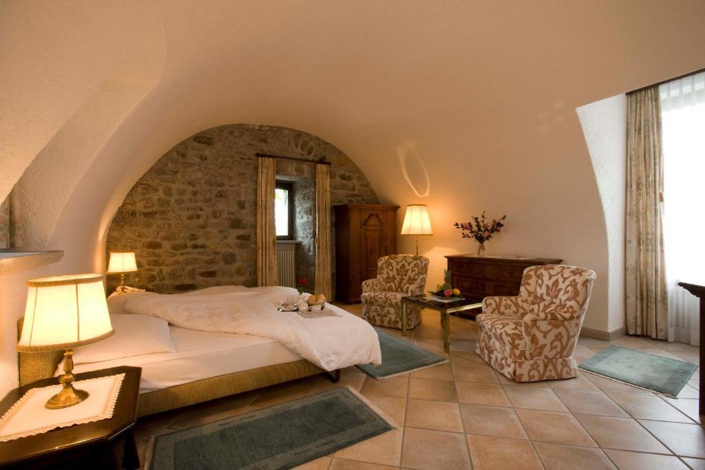 Romantik Hotel Castello Seeschloss 아스꼬나 객실 사진