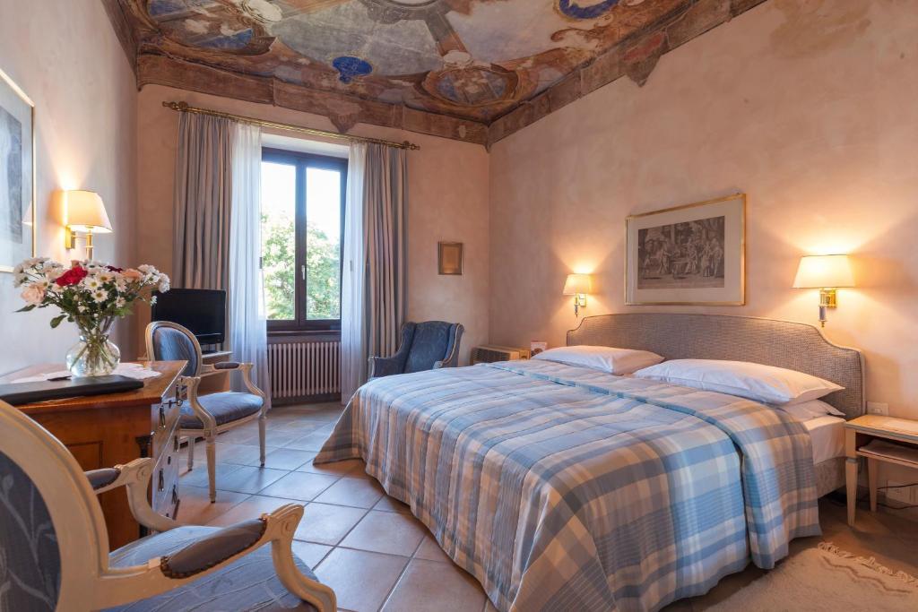 Romantik Hotel Castello Seeschloss 아스꼬나 객실 사진